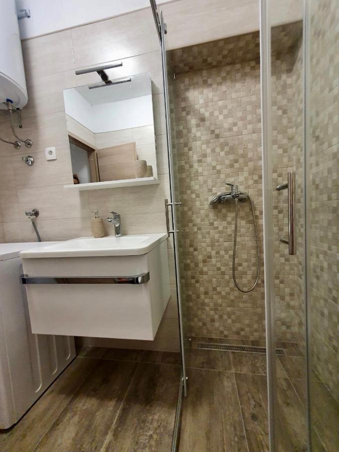 Jovici  Apartman Skolj מראה חיצוני תמונה