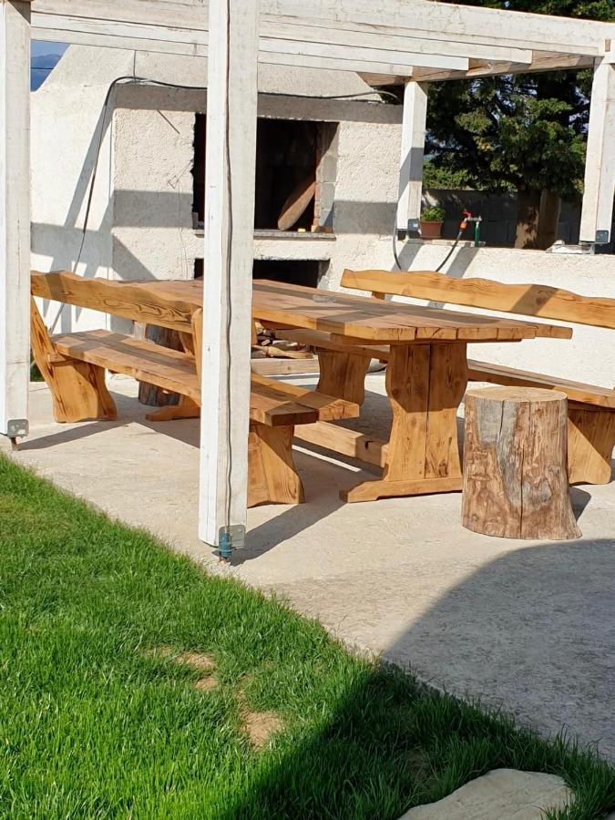 Jovici  Apartman Skolj מראה חיצוני תמונה