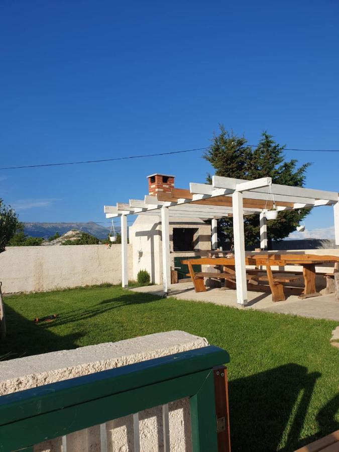 Jovici  Apartman Skolj מראה חיצוני תמונה