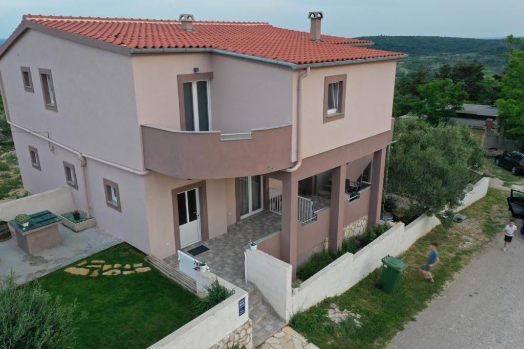 Jovici  Apartman Skolj מראה חיצוני תמונה